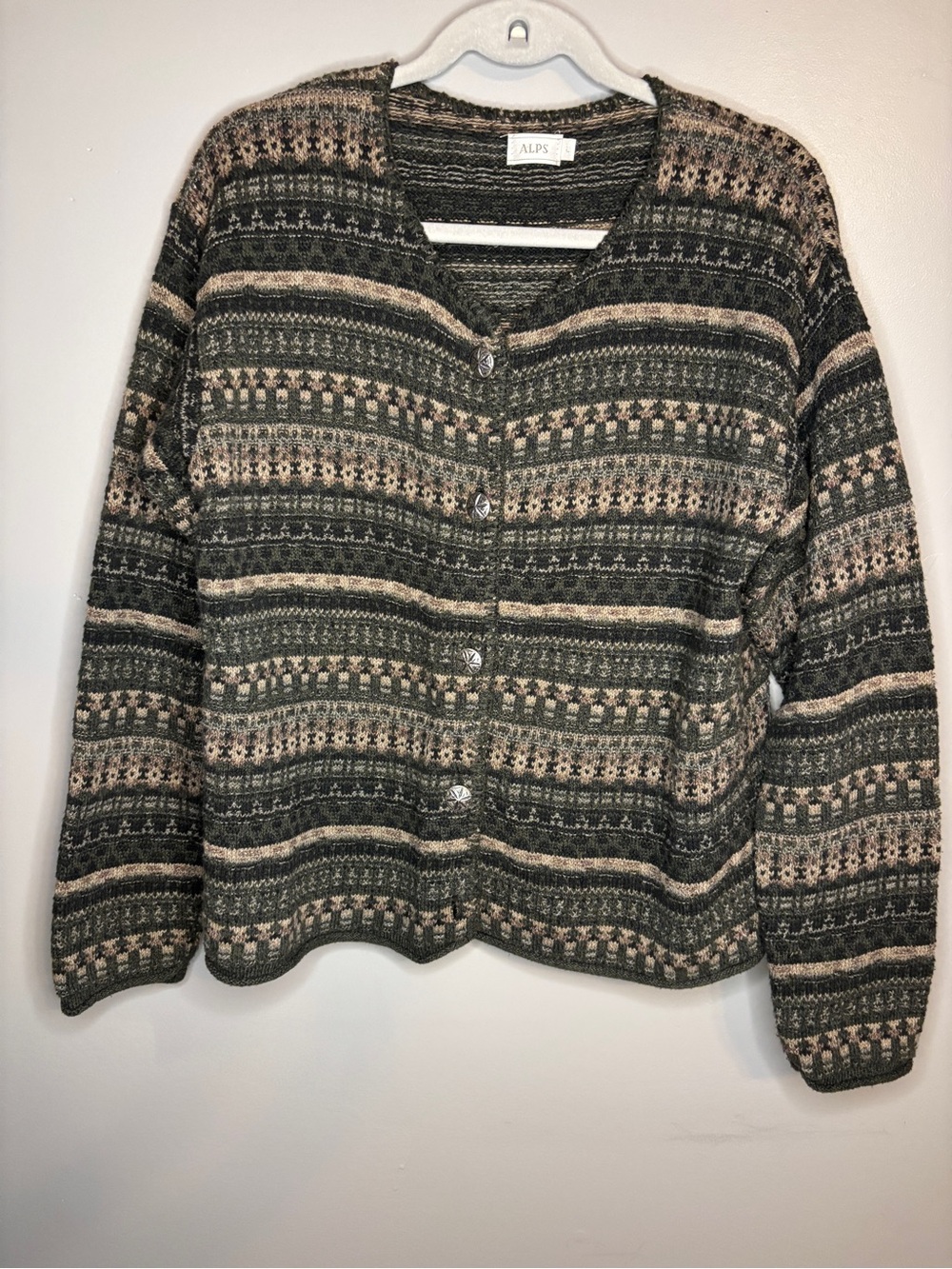 Patterned Button-Front Cardigan Sweater in Green & Cream